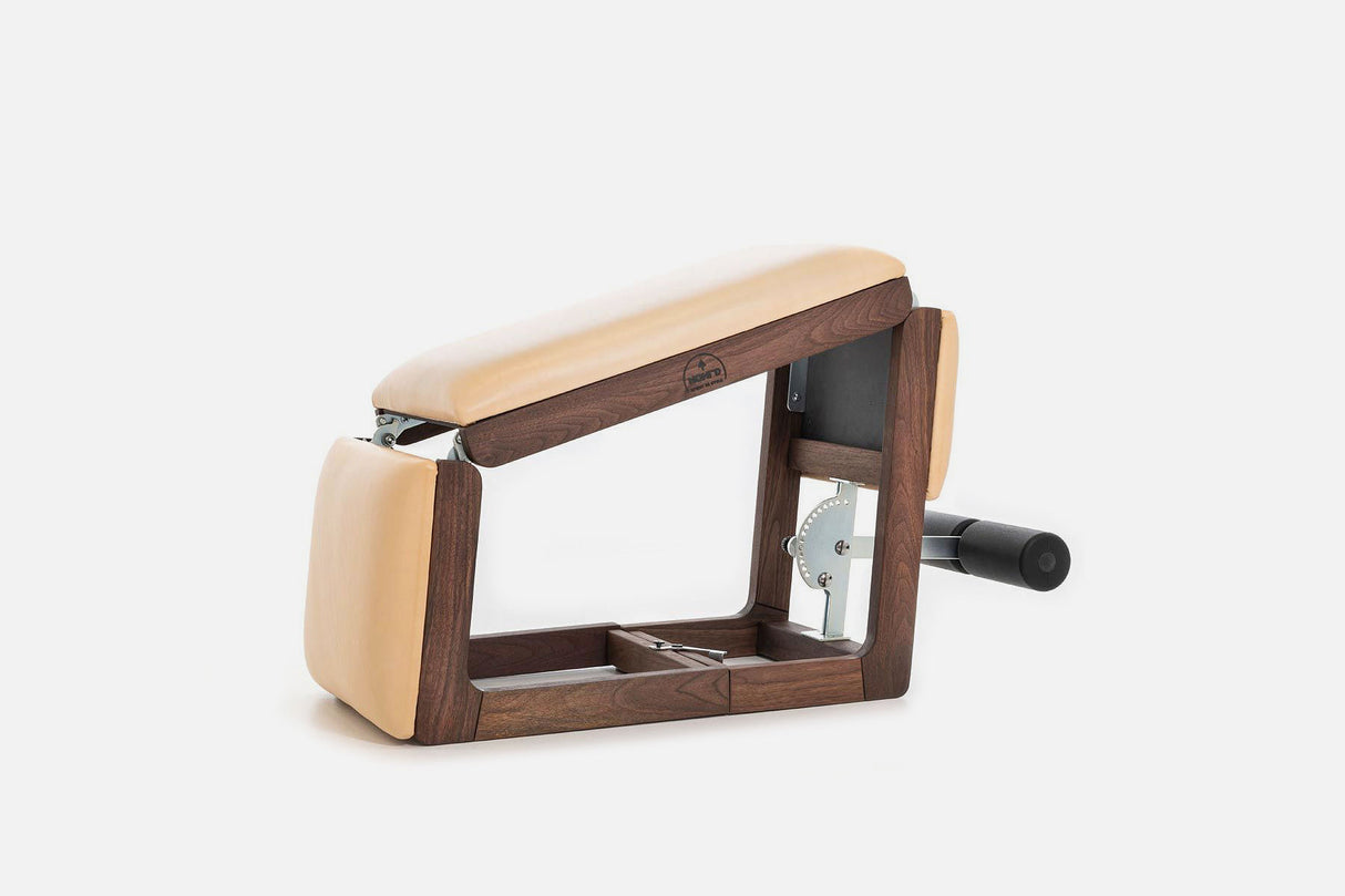 Nohrd - Tria Trainer Walnut Genuine Leather Natural NOHrD Bench; flat/incline/decline benches triatrainer-nussbaum-natur-3-grey_2484fd15-076b-43ac-994a-e4cdf2c720da