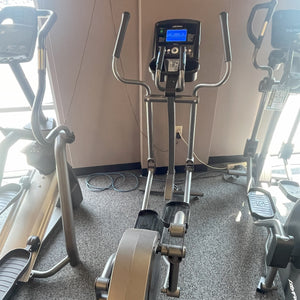 Life Fitness E1 Elliptical Cross-Trainer — [Display Model]