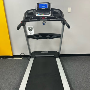 Spirit XT685 Treadmill — [Display Model]